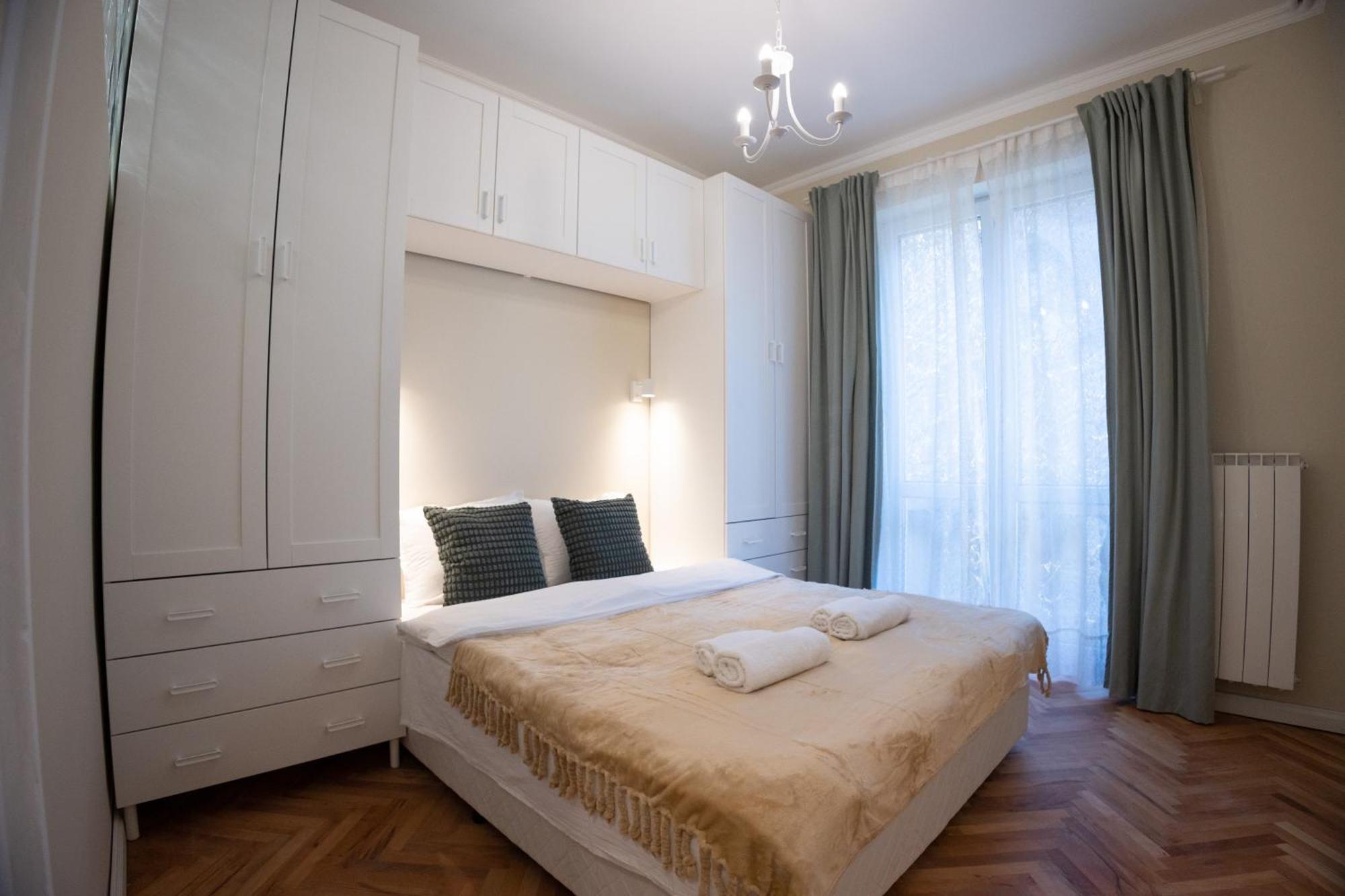 Apartment Planeta Dos Sonhos - Fast Wi-fi, 1bdr, Centre *