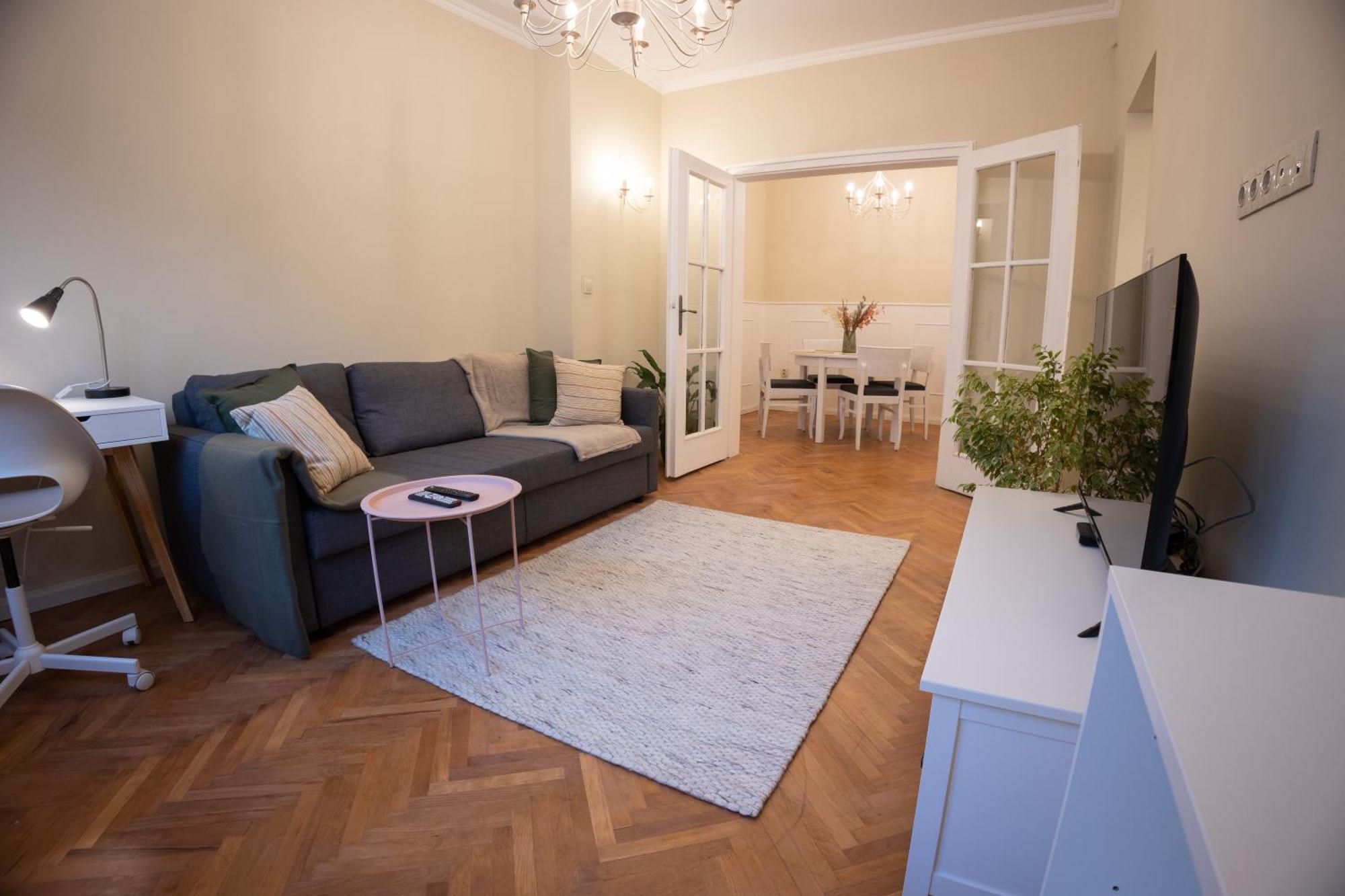Planeta Dos Sonhos - Fast Wi-fi, 1bdr, Centre * Sofia