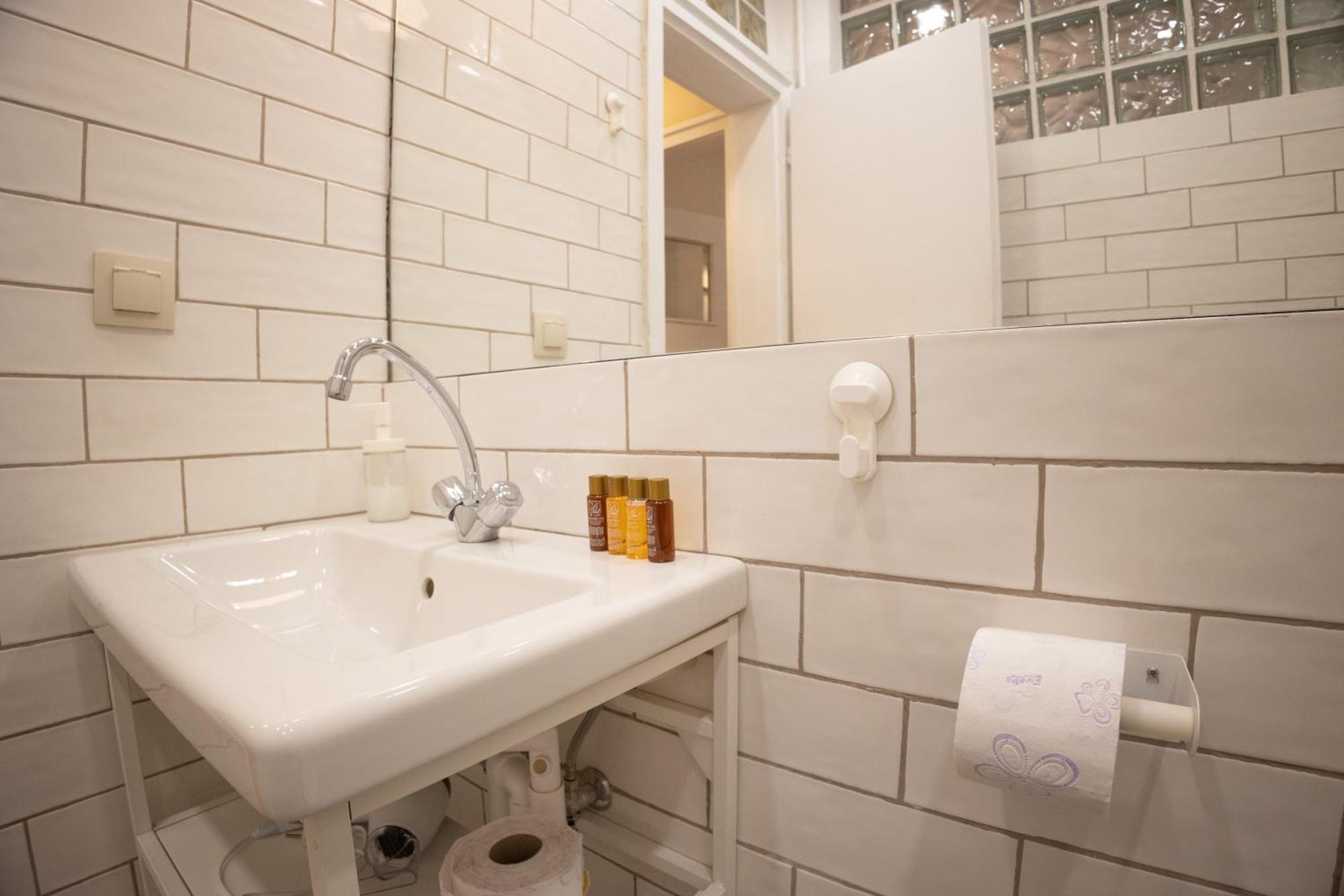 Planeta Dos Sonhos - Fast Wi-fi, 1bdr, Centre Apartment Sofia